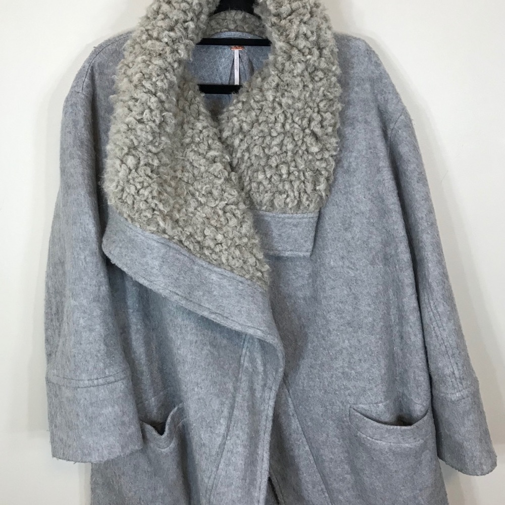 Free People Gray Fuzzy Wrap Around Winter Jacket - Picture 4 of 8